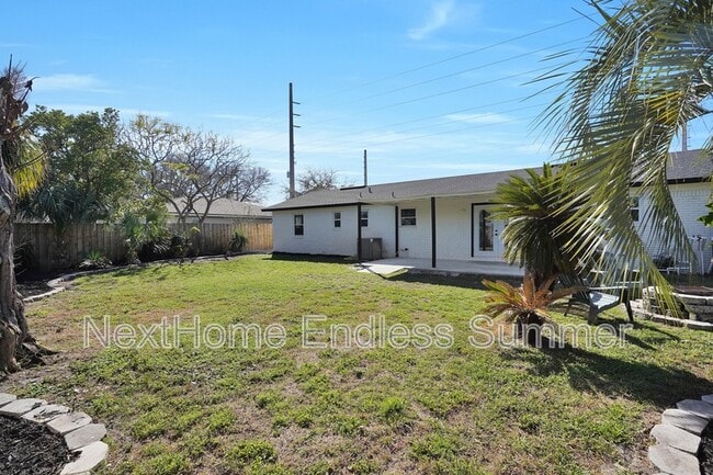 Building Photo - 2239 S Beach Pkwy