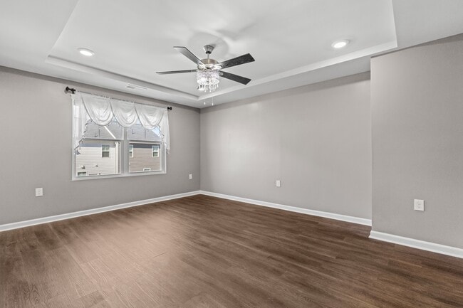 Building Photo - 507 Brushford Ln