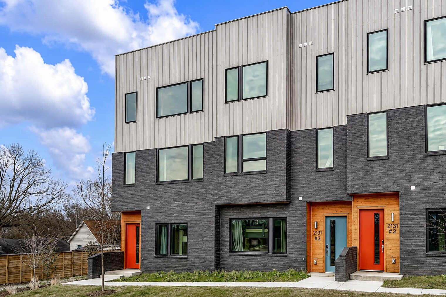 Building Photo - 2133 24th Ave N