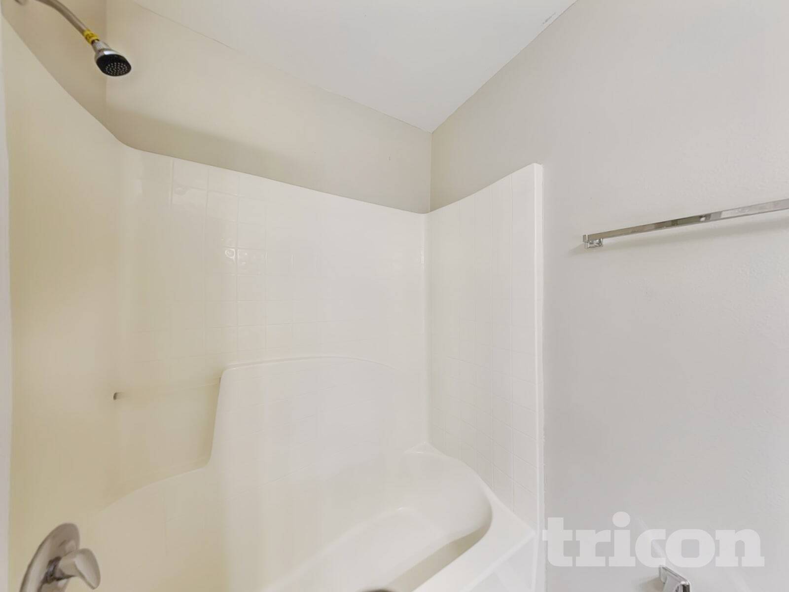 Building Photo - 30602 Birdhouse Dr