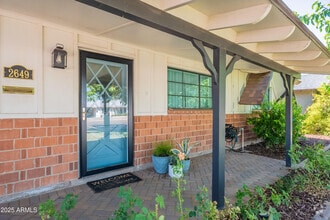 Building Photo - 2649 N Granite Reef Rd