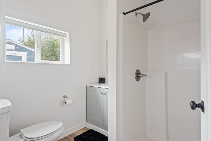 Building Photo - 5764 NE Garfield Ave.