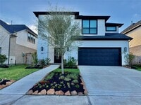 Building Photo - 1111 Luna Dr