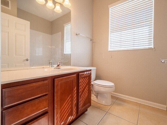 Building Photo - 3344 Robert Trent Jones Dr