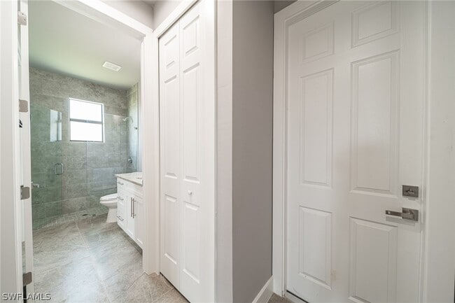 Building Photo - 2458 NW 21st Terrace