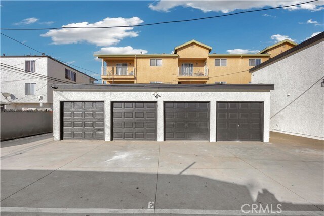 Building Photo - 1075 Molino Ave