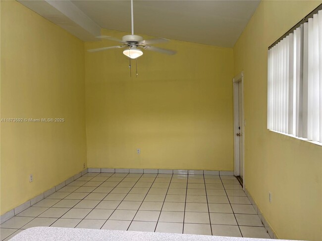 Building Photo - 9470 SW 79th St