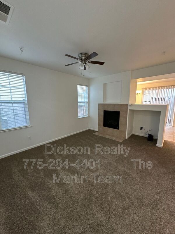 Building Photo - 3843 Dominus Dr