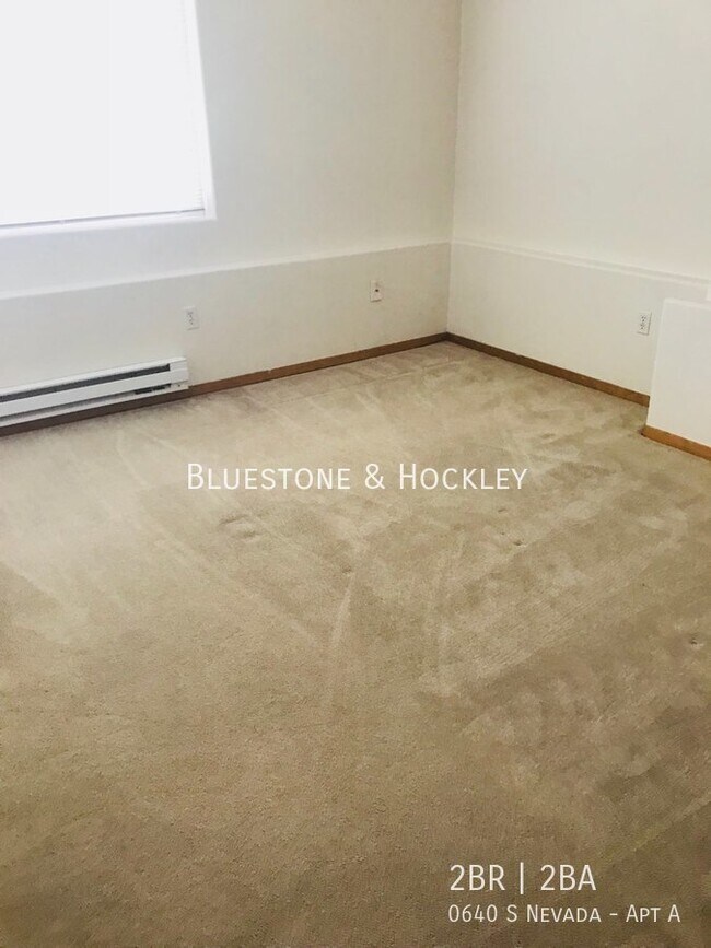 Building Photo - 640 S Nevada St