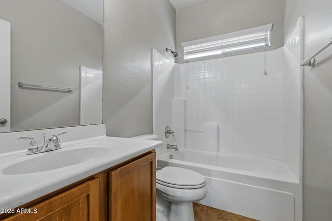 Building Photo - 9444 W Hubbell St