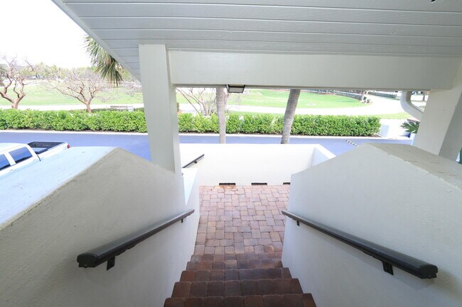 Building Photo - 4161 S US Hwy 1