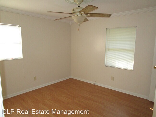 Building Photo - 3 br, 2 bath House - 963 Madison Ave