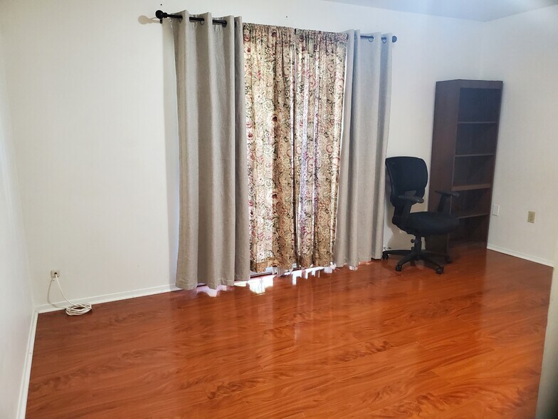 Building Photo - 28071 Pebble Beach Dr