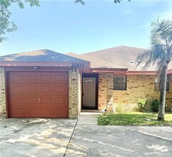 Building Photo - 2003 La Cantera St