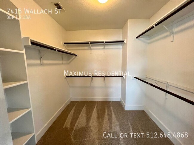 Building Photo - 7415 Wallach St
