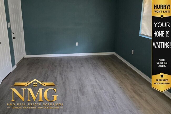 Building Photo - 5301 Queen Mary Ln