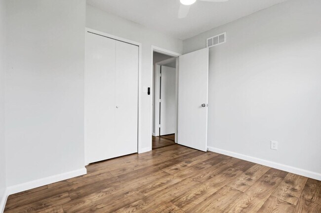 Building Photo - 1683 Ringfield Dr