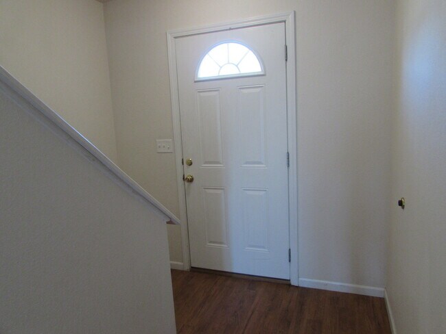 Building Photo - 6147-MF2-E1