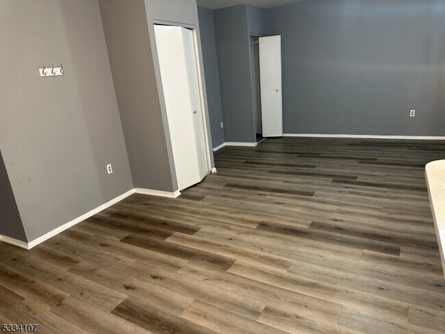 Building Photo - 111 Mulberry St