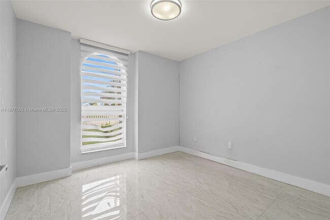 Building Photo - 11380 SW 180th St