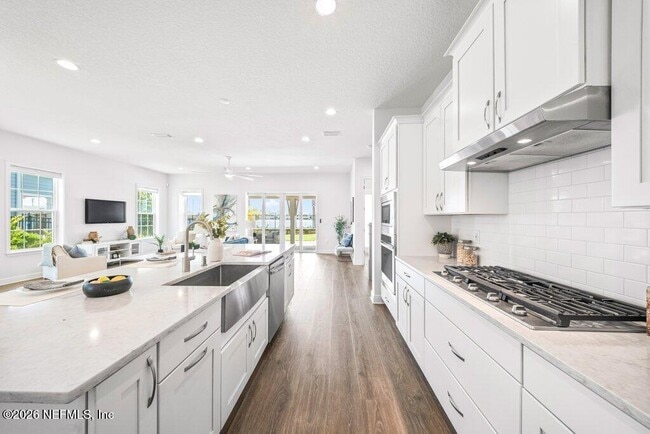Building Photo - 457 Marquesa Cir