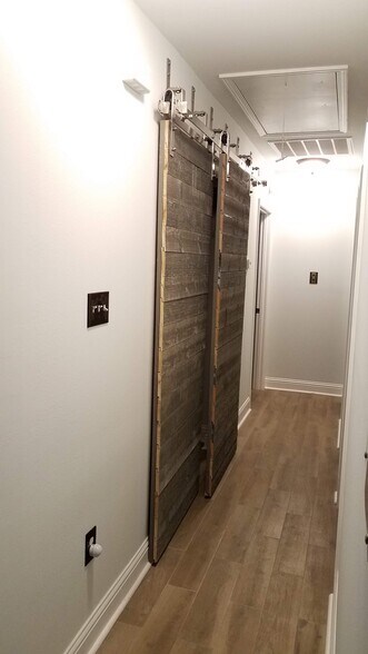 Hallway to laundry room - 3817 General Taylor St
