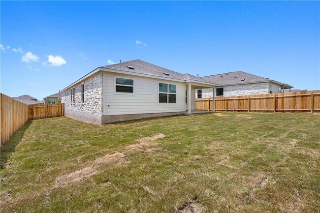 Building Photo - 3204 Kenner Dr