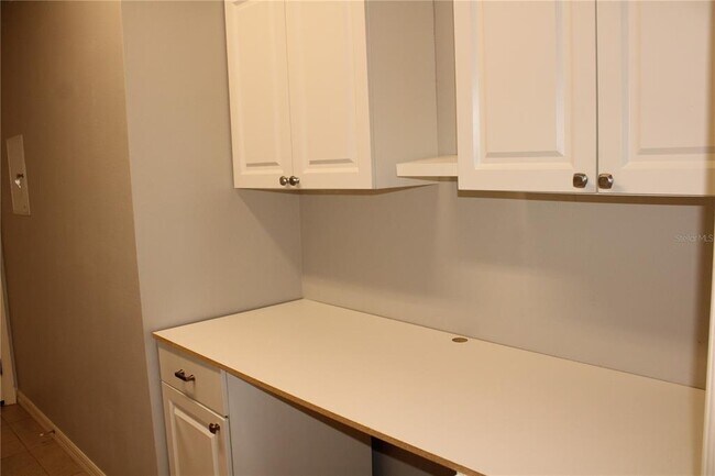 Building Photo - 629 Rosemary Cir