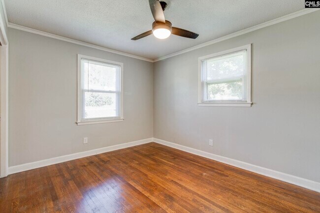 Building Photo - 7712 Burdell Dr