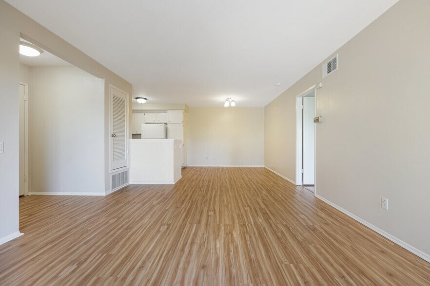 Building Photo - 12283 Carmel Vista Rd