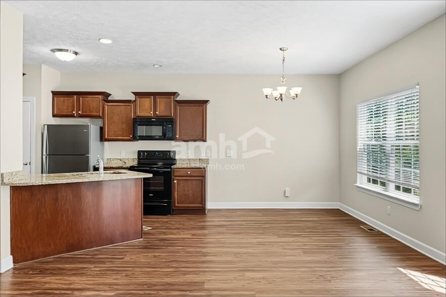 Building Photo - 6947 Calderwood Dr