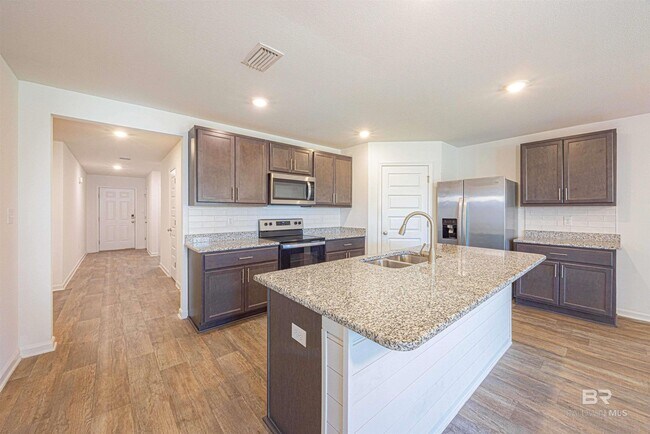 Building Photo - 23294 Shadowridge Dr