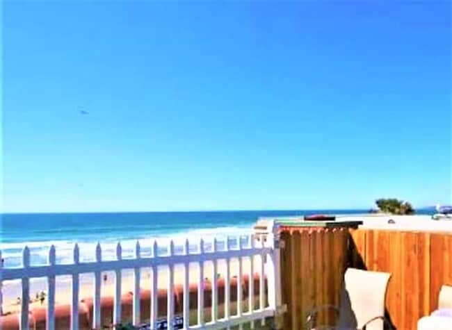 Building Photo - 3237 Ocean Front Walk