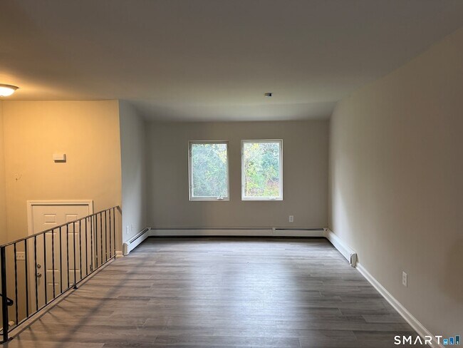 Building Photo - 36 Marlin Dr