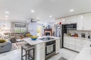 Building Photo - 3954 Coconut Cir N