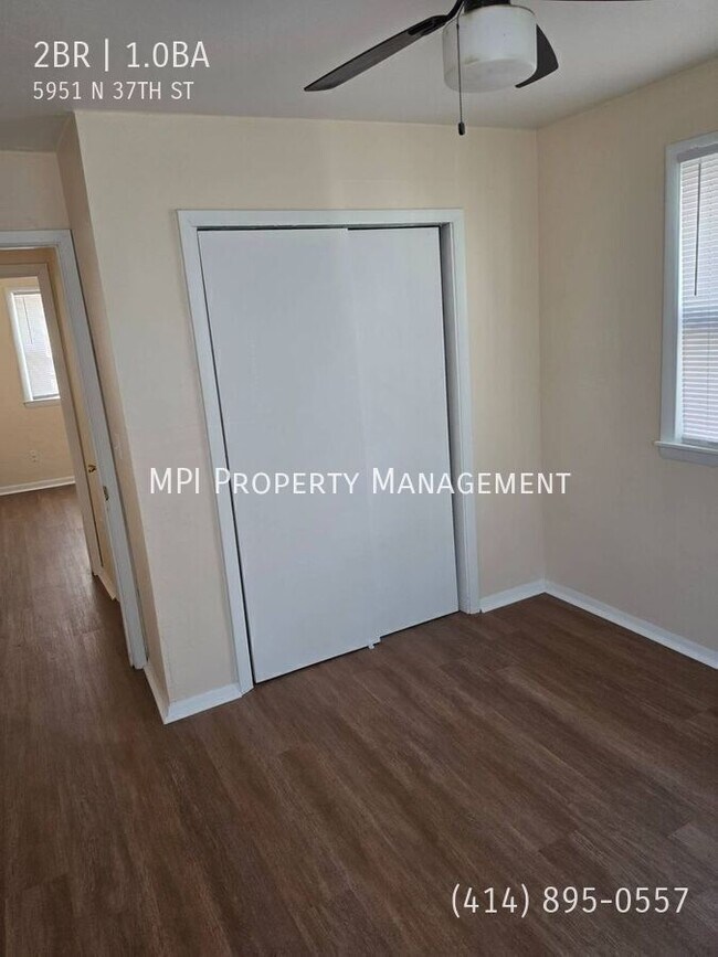 Building Photo - 5951 N 37th St