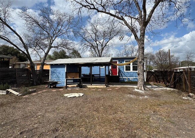 Building Photo - 1402 Mardell St