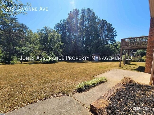 Building Photo - 208 Lavonne Ave