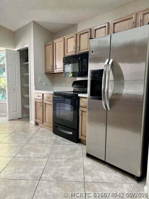 Building Photo - 15067 Oak Chase Ct