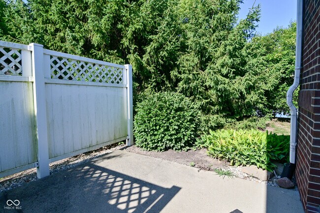 Building Photo - 4115 Weston Pointe Dr