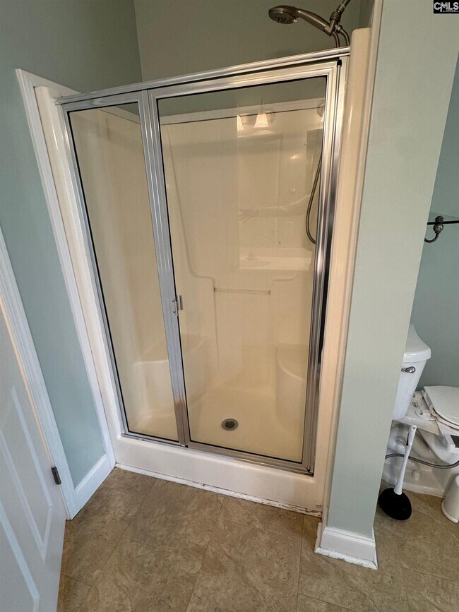 Building Photo - 121 Summerfield Dr