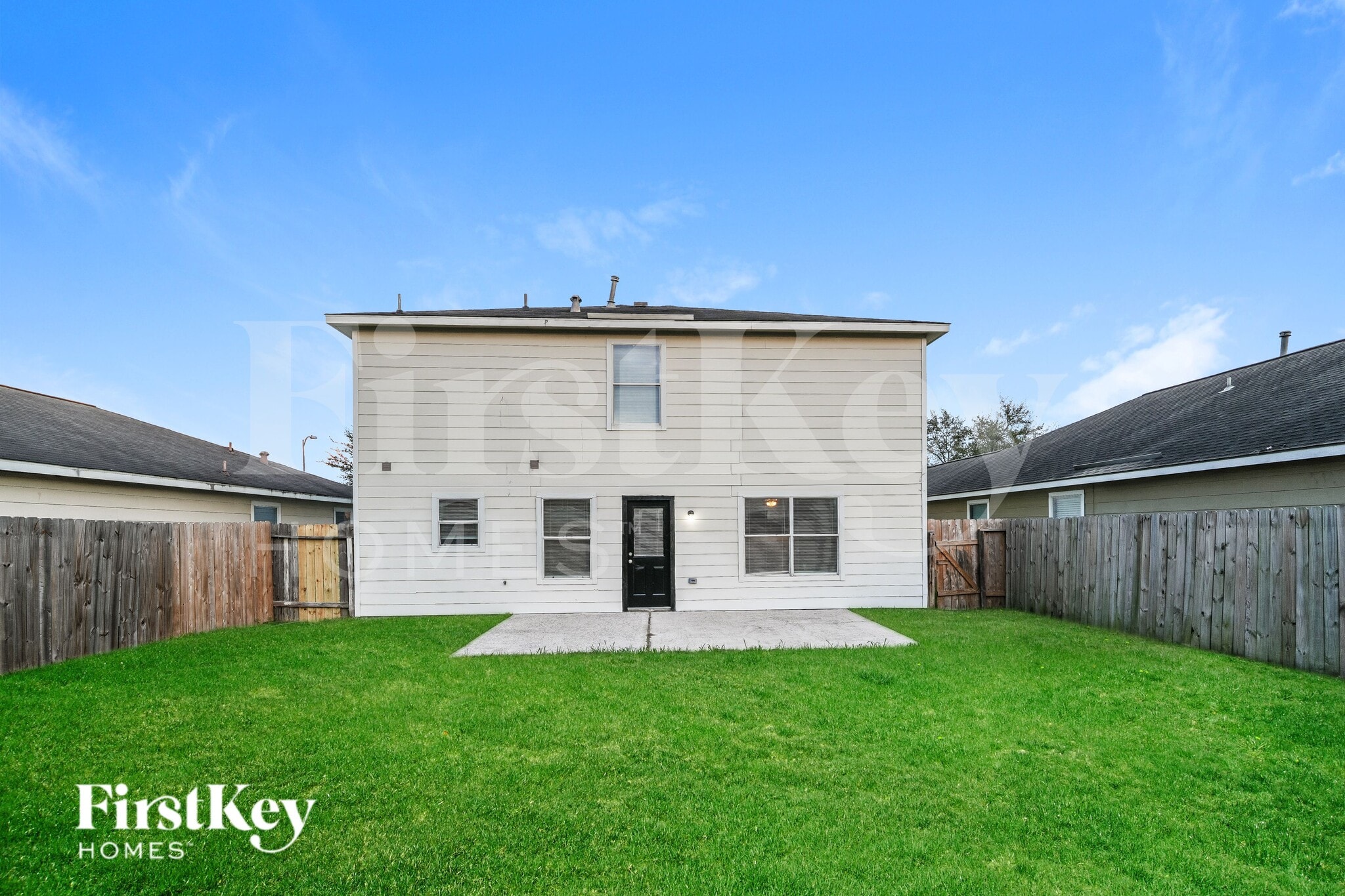 Building Photo - 2026 Cold River Dr