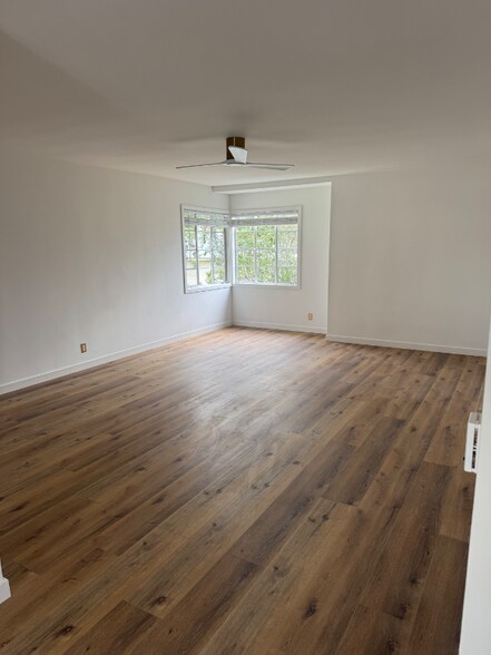 Building Photo - 1302 Franklin St