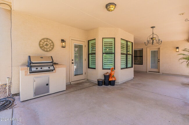 Building Photo - 1449 W Antiqua Dr