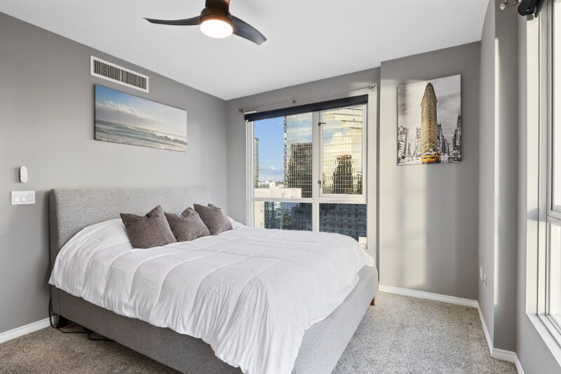 Building Photo - 1240 India St