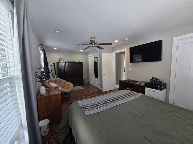 Building Photo - Newly remodeled 2BR/2BA Home in Farragut