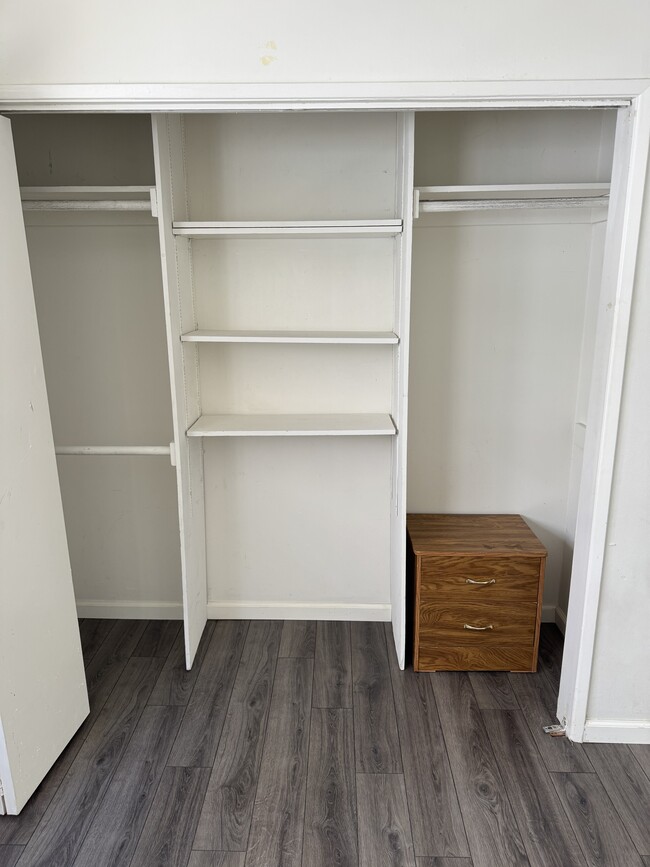 2nd bedroom closet - 440 Veteran Ave