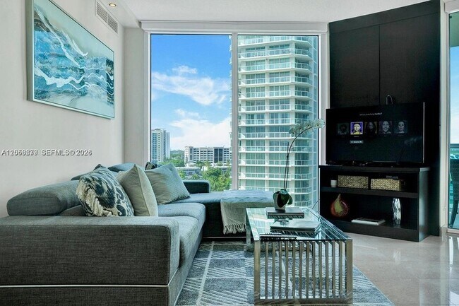 Building Photo - 150 Sunny Isles Blvd