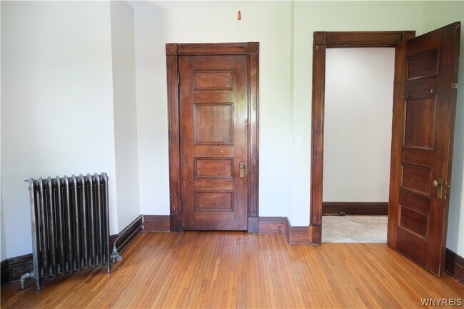 Building Photo - 88 W Utica St