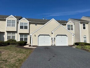 Building Photo - 6212 Spring Knoll Dr